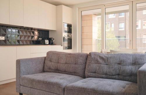 Luxury Apartment with Private Balcony in Zone 1 - Foto 11