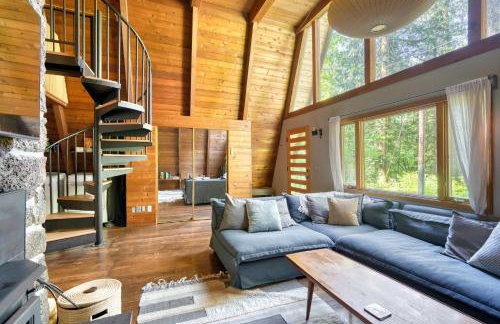 Modern A-Frame Cabin in the Woods - Foto 2