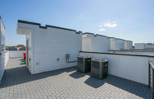 Luxury Townhome Skyline Views Mins To DT - Foto 62