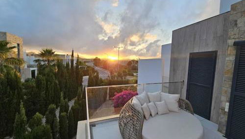 Strandnahe Design Villa mit Pool 2 Schlafzimmer 180 qm - Foto 3