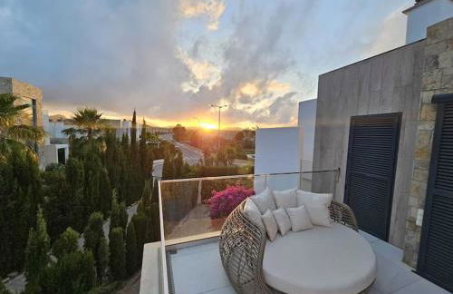 Strandnahe Design Villa mit Pool 2 Schlafzimmer 180 qm - Foto 3