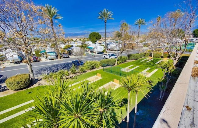 The Cottages at Golden Village Palms RV Resort - Foto 24