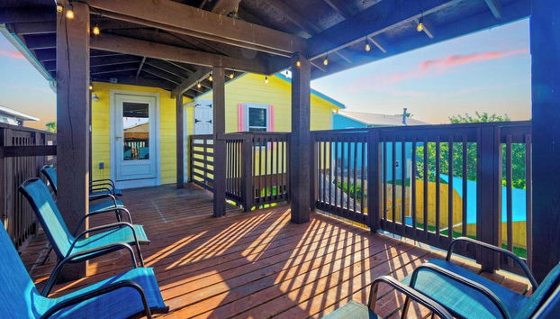 Private Pool, Yard, Deck, by the Nature Preserve! Tipsy Flipper by Avantstay - Foto 3, Interior