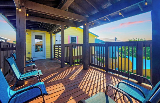 Private Pool, Yard, Deck, by the Nature Preserve! Tipsy Flipper by Avantstay - Photo 5