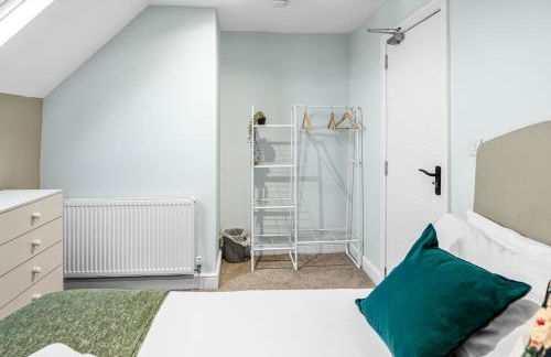 Family-Friendly Chorlton Apartment with Free Street Parking - Foto 8