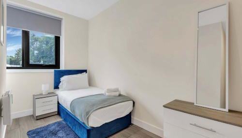 City Service Lets - Cheam Village 2 Bed Apartment Excellent Transport Links to London with Free Parking - Foto 5