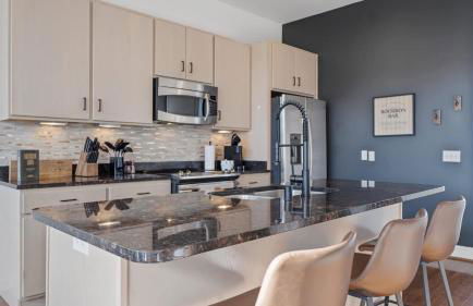 Chic Modern Condo in the Vibrant NuLu District - Foto 2