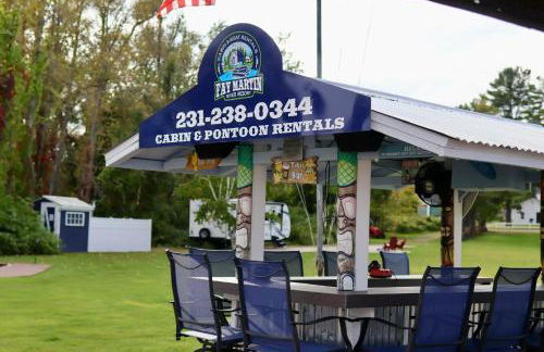 Fay Martin Cabins - Photo 1