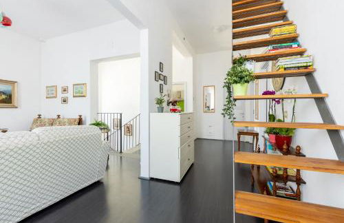 GuestHost - Station Oasis with Parking and Garden - Foto 7