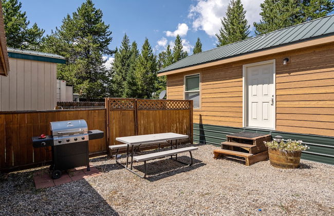 Lazy Duck Inn #30 The Lucky Duck House, a cozy 2-bedroom retreat 1 min from Yellowstone - Foto 45