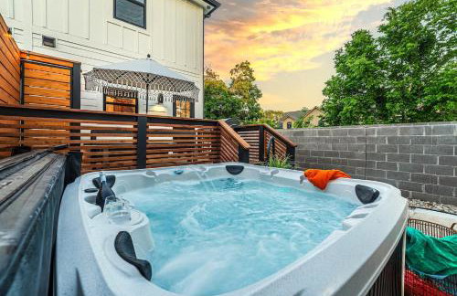 Artisan Oasis-hot Tub Fire Pit 8bd Whole House - Photo 2