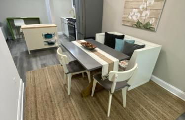 Cozy lower-level apartment - Foto 9