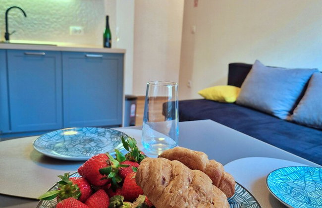 Lola's Place - Photo 55