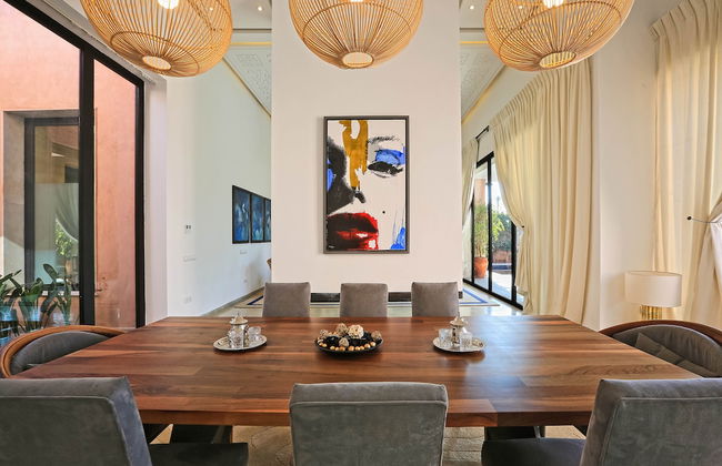 Impeccable 5-bed Villa in Marrakech - Photo 12