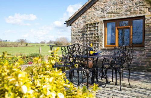 Stargazer's Field House - Photo 20