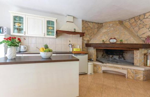 Three-Bedroom Holiday Home In Katuni - Foto 18