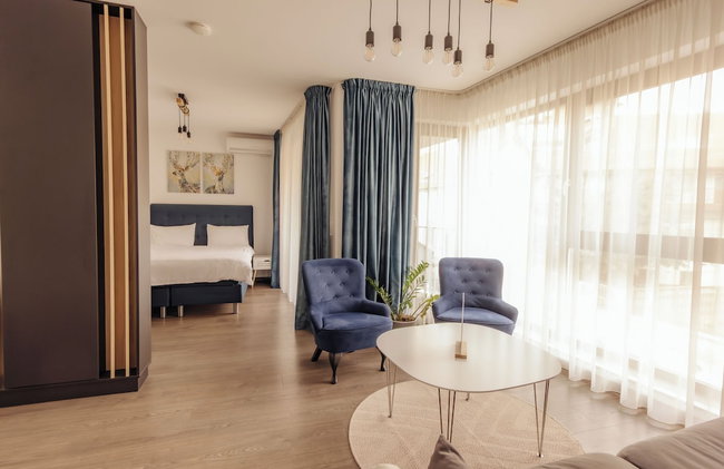 ZEN Central Apartments - Photo 51