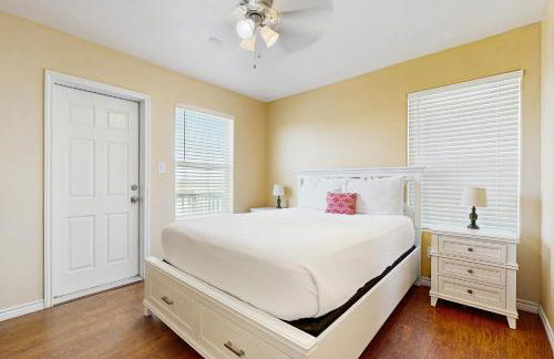 Paradise At Last - Photo 11