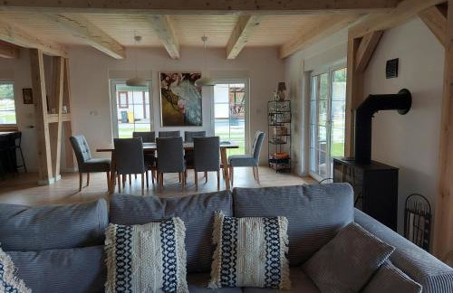 Greyówka dom kryty strzechą w Gardna Park - Foto 13