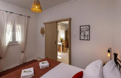 Salty Beach Cottage, 20m from Kini Beach - Foto 14