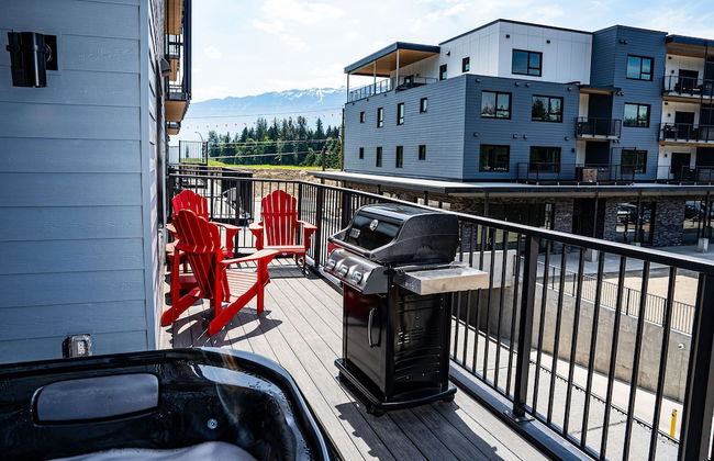 Switchback Suite by Revelstoke Vacations - Photo 32