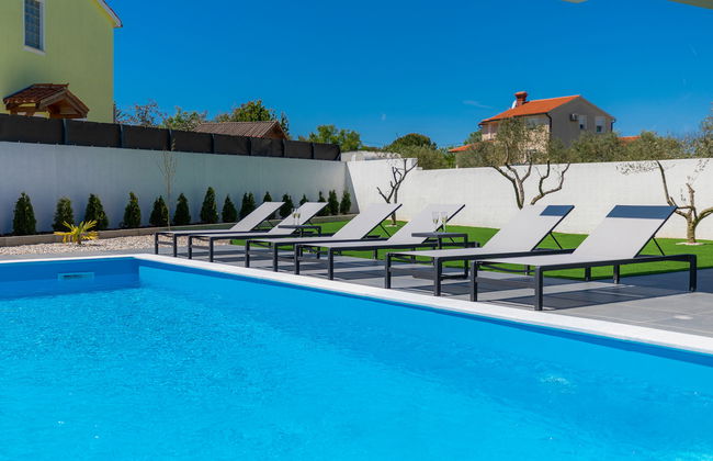 Dots n' Stripes - Foto 38