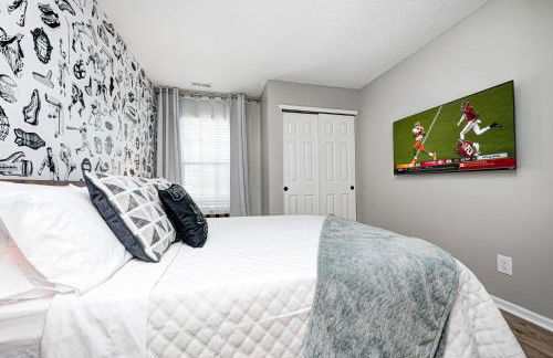 5 min to Grand Park, 1Level, Stocked Kitchen, King Bed, GameRm, Firepit, BBQ, Pet Friendly - Foto 20