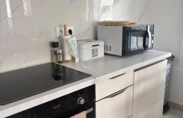 Côté Parc - appart cosy, terrasse, parking & au pied du métro à Lyon - Foto 20