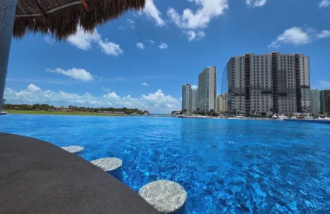 Marea condo vista espectacular 4pax - Foto 1