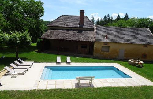 Domaine avec piscine à Milhac dans le Lot 4 étoiles 2 gîtes - Foto 43