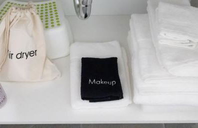 Downtown-Elevator-King Bed-Garage Parking-Laundry - Foto 32