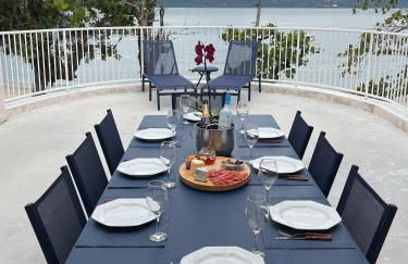 Paraíso Pé na Areia - Casa com 3 Suítes na Praia - Foto 1