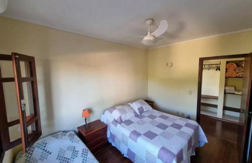 Casa aconchegante e grande no Circuito das Águas Paulista - cem por cento privativa - Foto 40