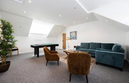 Stanway Apartments- Free Parking & Close To Tram Stop - Photo 38