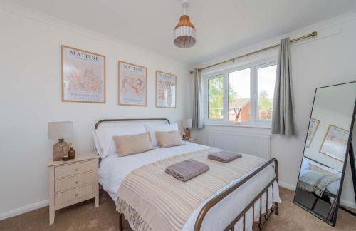 Newport - Sleeps 8 - Private Parking - Foto 1