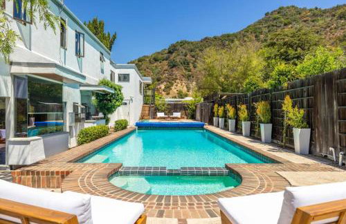 Hilltop Designer Midcentury Modern 4BR Pool HotTub - Foto 5