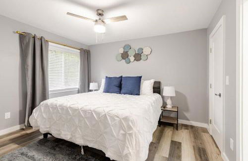 Spacious 2BR 2BA Steps from Hospitals and Uptown Charlotte Minimum Stay 15 Days or More - Foto 32