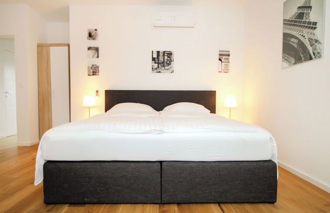 Christiano Apartments - Photo 35