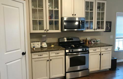 Private Master Suite for Solo Travelers and Pros - Foto 5