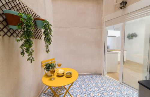 Moonkey - Apto. Albéniz, con acogedor patio - Photo 19