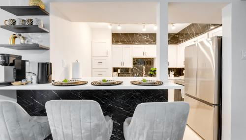 Luxe and Modern Dallas Condo 2 Mi to Highland Park! - Foto 2