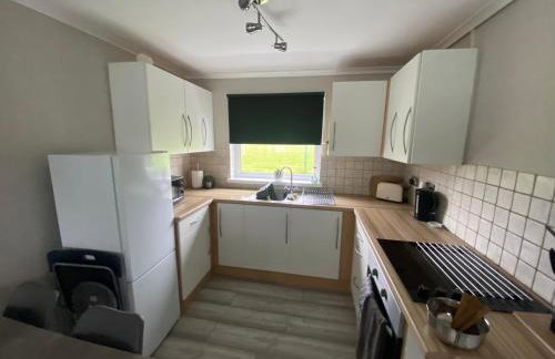 2 Bed Bungalow -25 Gower Holiday Village - Dog Friendly - Foto 5