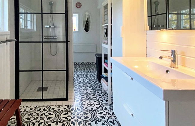 8 Person Holiday Home in Vackelsang - Photo 24