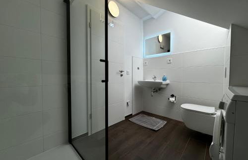 120m² Apartment nahe A1 - 4 Schlafzimmern - 2 Bäder - große Wohnküche - Grillplatz - Parkplatz - Foto 10