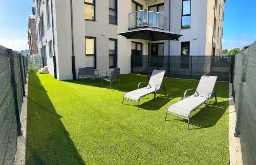 Piso en Ares a 400 m de la playa con jardín privado - Foto 1