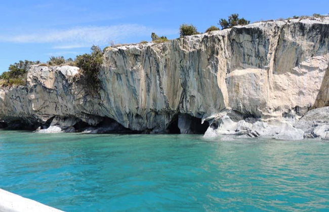 Paseo en barco por las cavernas de mármol de Puerto Sánchez - Foto 5