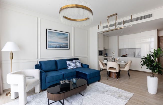 Stylish 1BR at Palace Residences - Photo 1