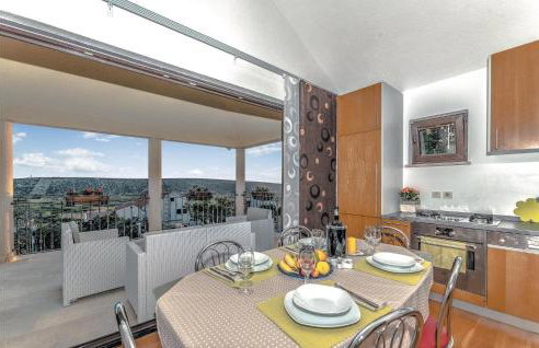 1 Bedroom Awesome Apartment In Kolan - Photo 3