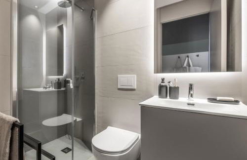 Lusciano - 2 bedrooms, pool and gym in Almagro - Photo 9