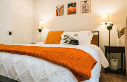 Luxe Bavarian Retreat - in Town with Hot Tub - Foto 23